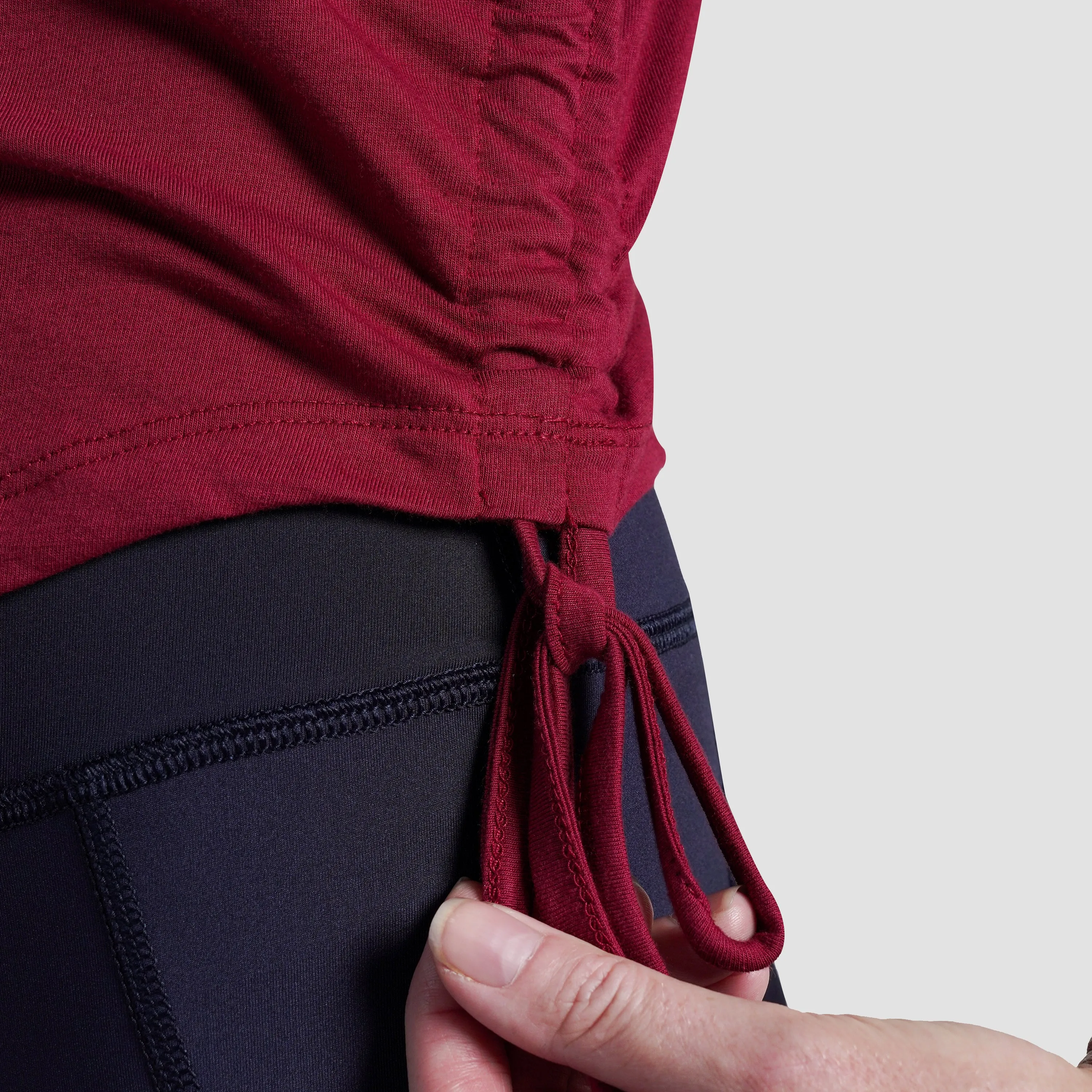 Active Shape Crop Tee (Burgundy)