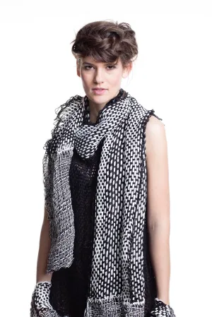 Amano linen handwoven scarf