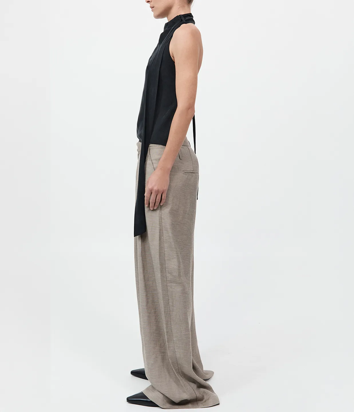 Bias Scarf Top in Black