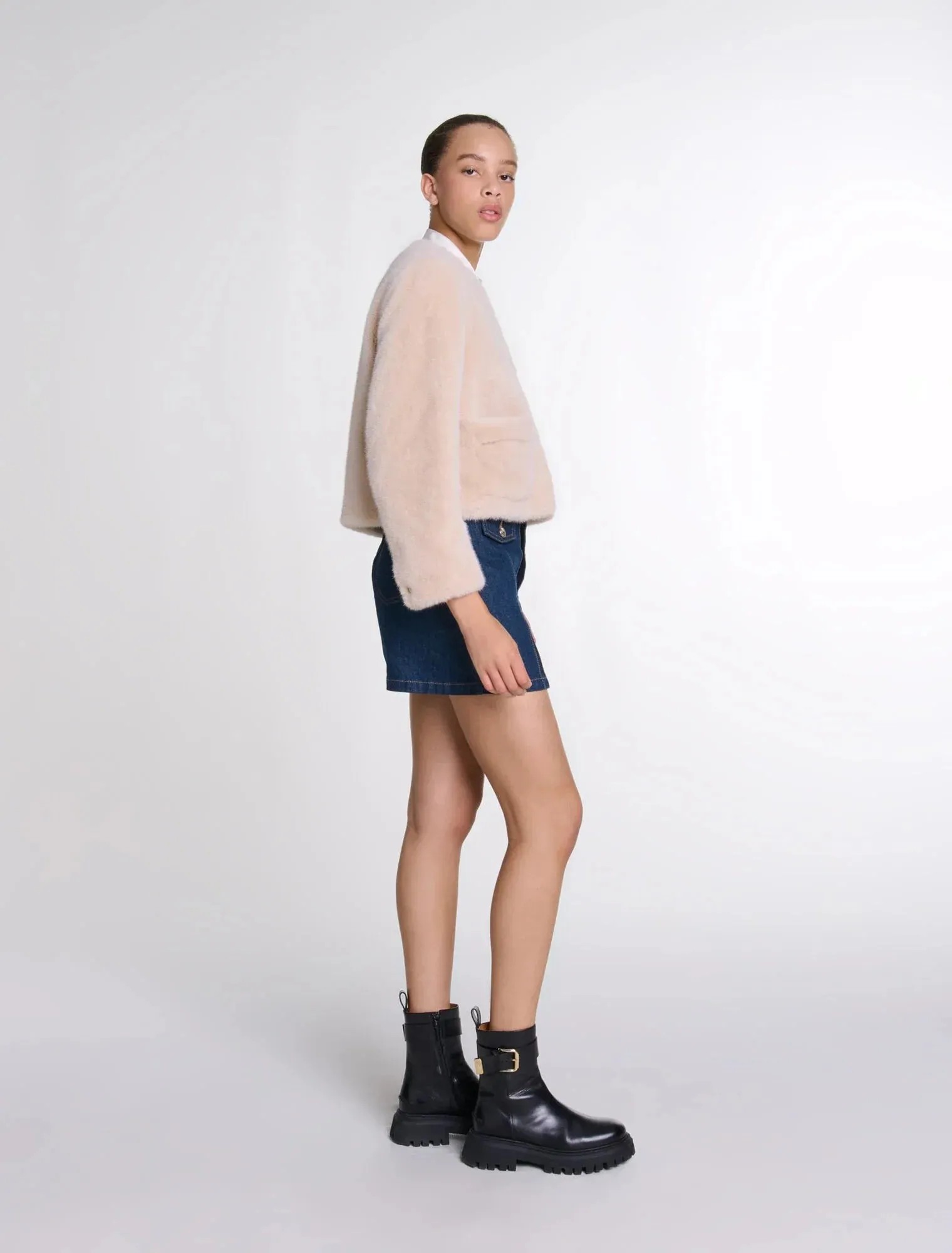 Cropped faux fur jacket