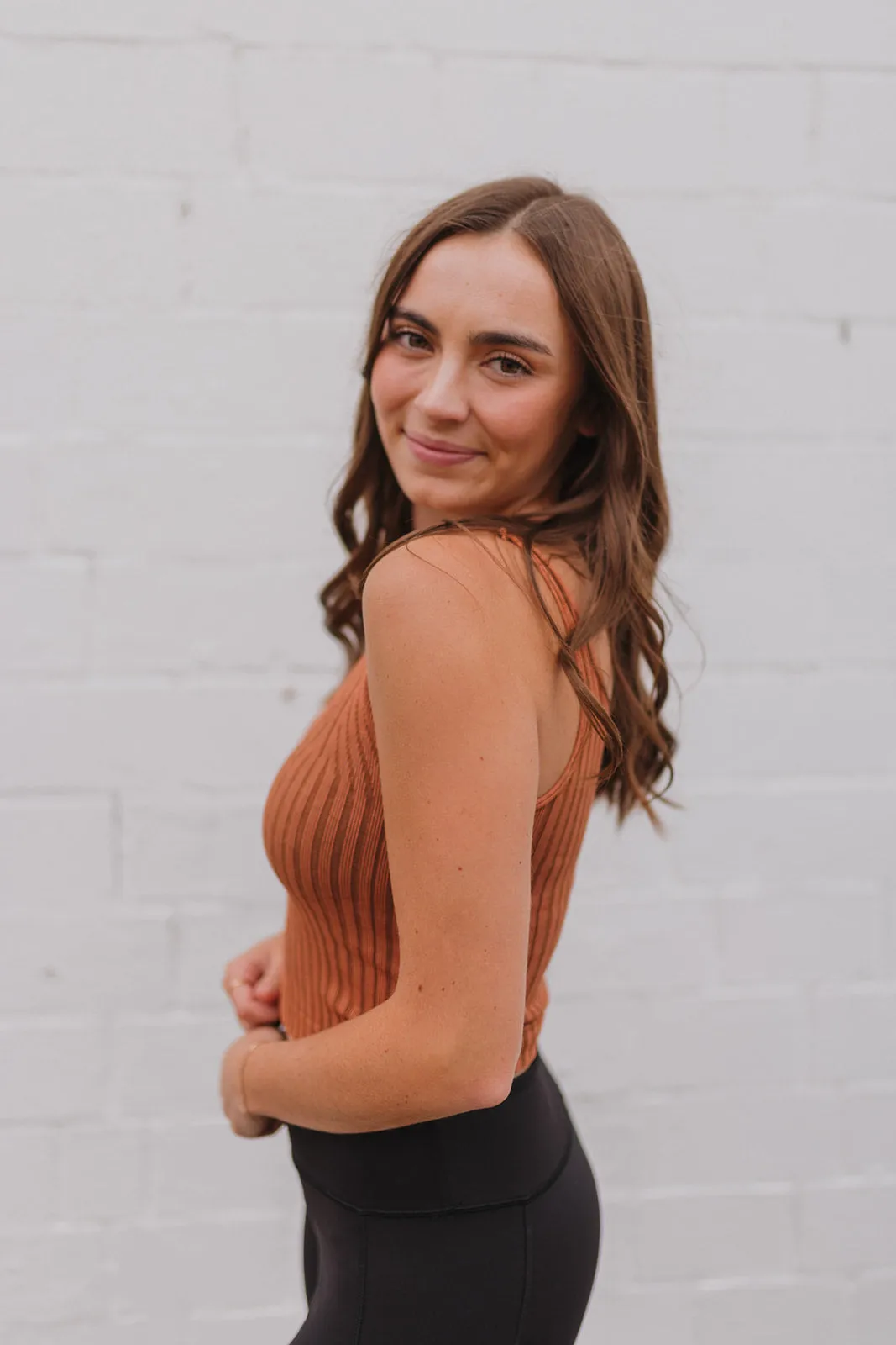 Nikibiki Ribbed Cropped Tank