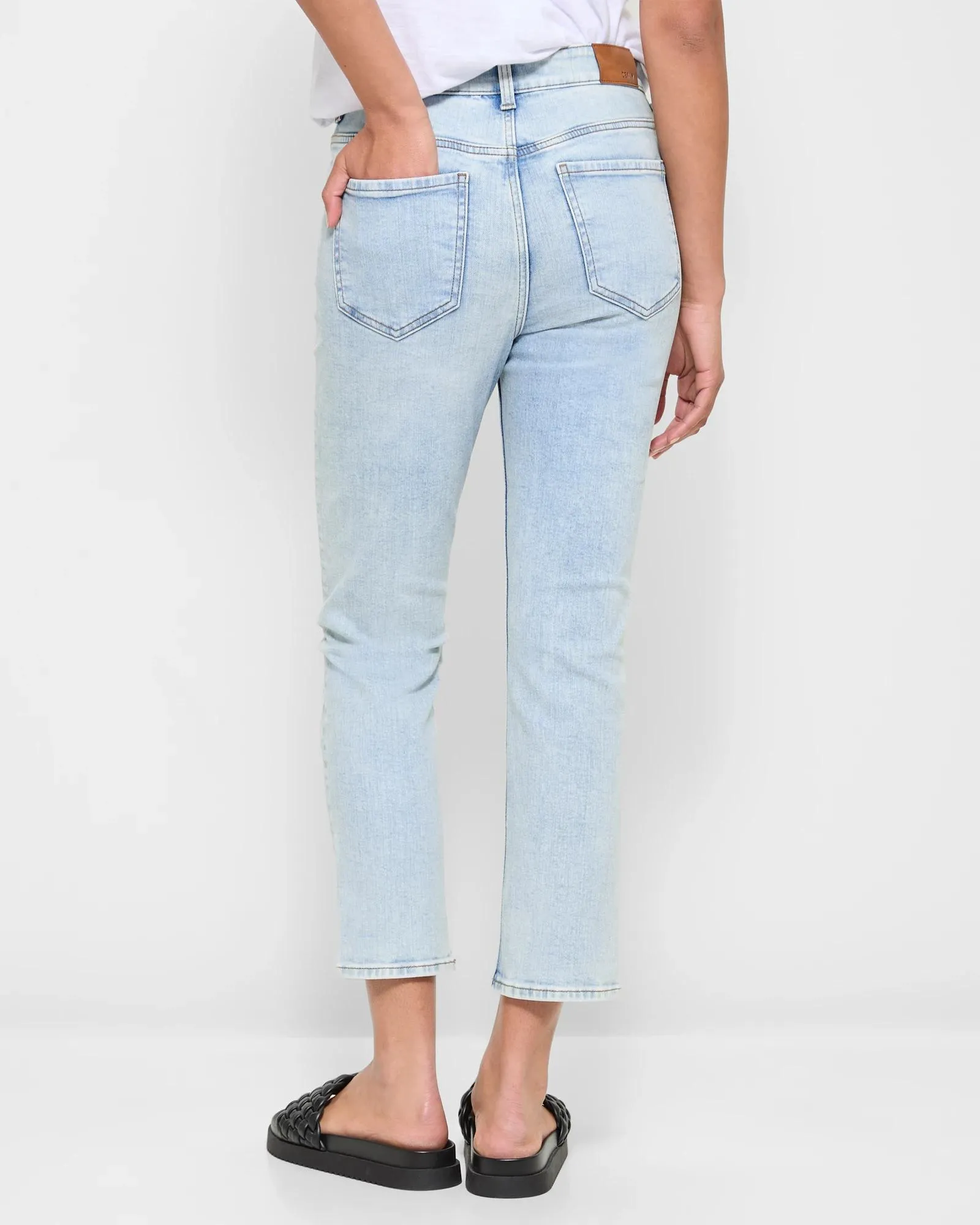 popular  Straight High Rise Crop Length Denim Jeans