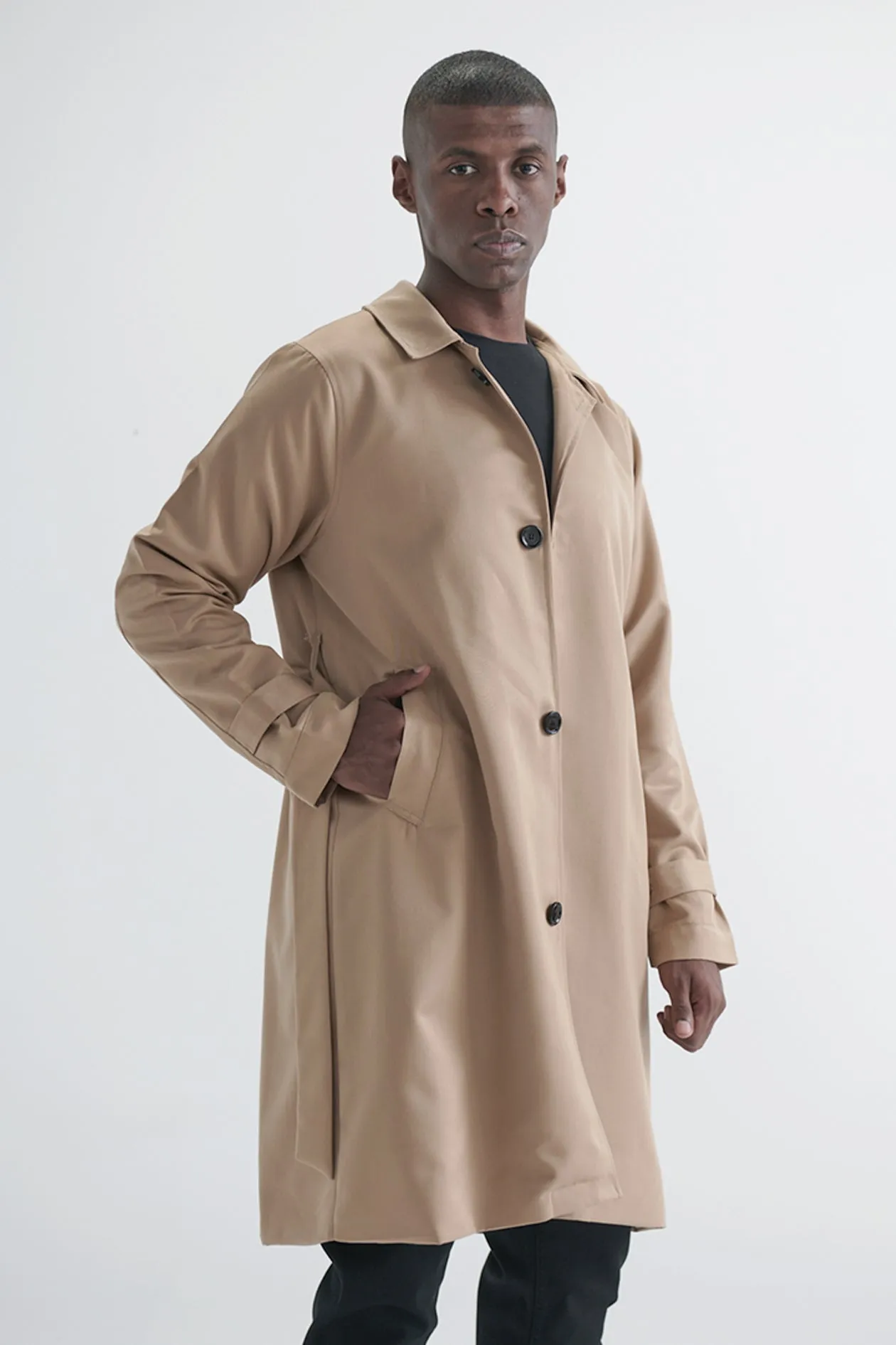 TRENCH COAT