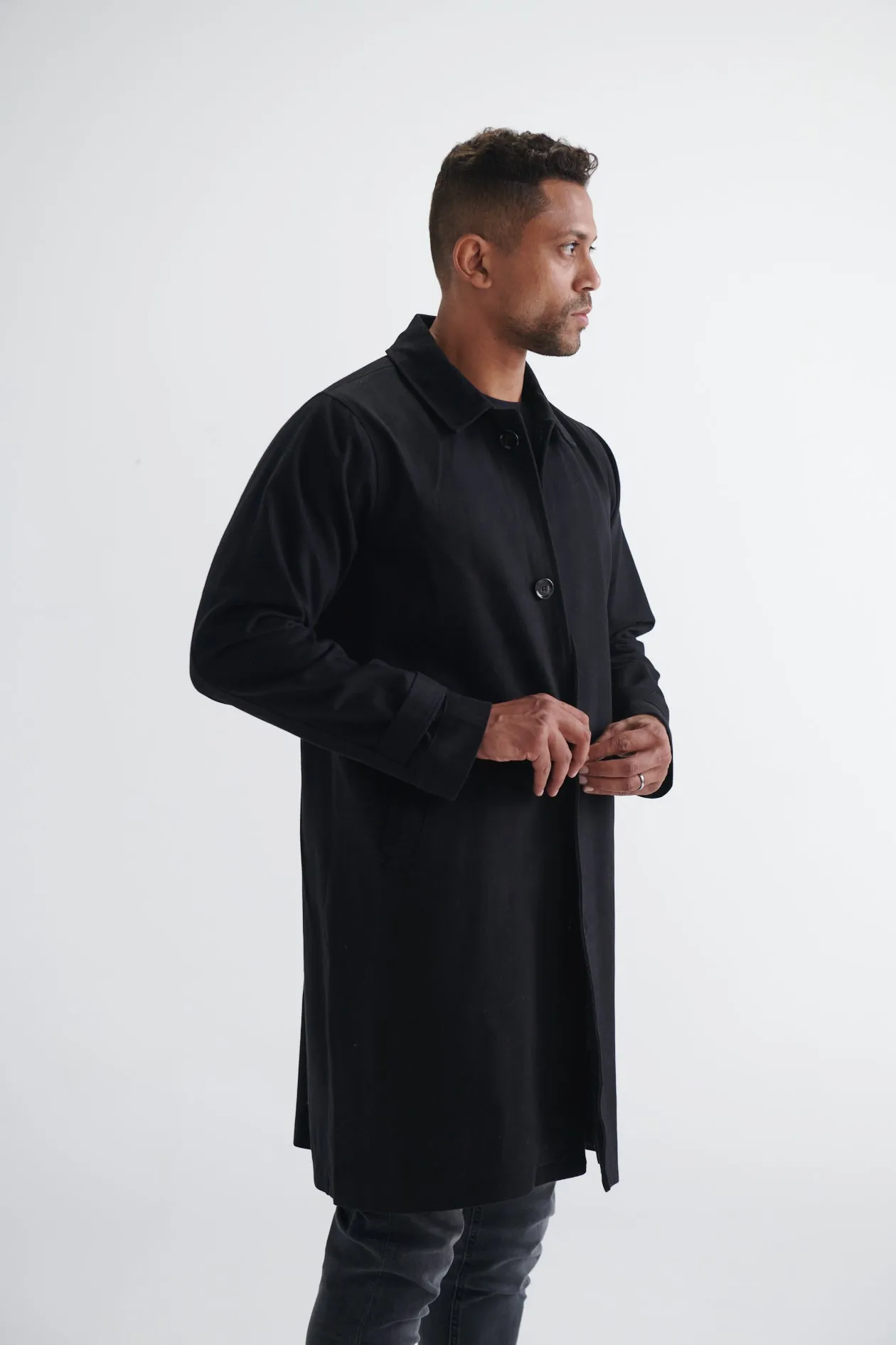 TRENCH COAT