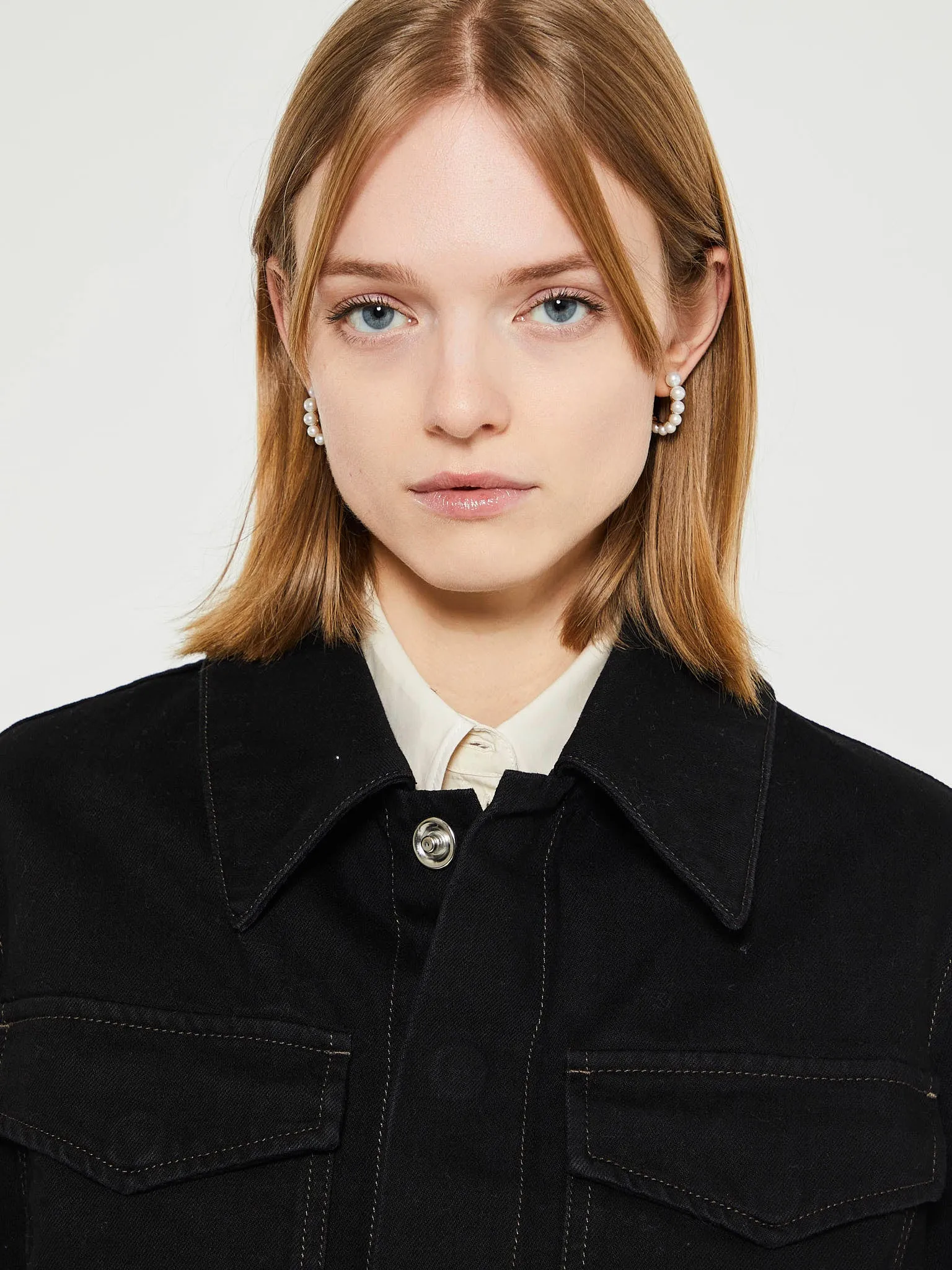 Two Pocket Cropped Jacket in Black