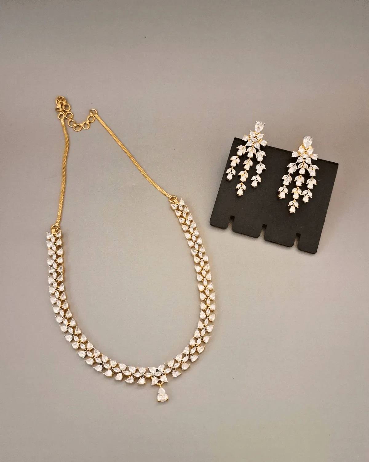 Zevarly Clara Necklace Set