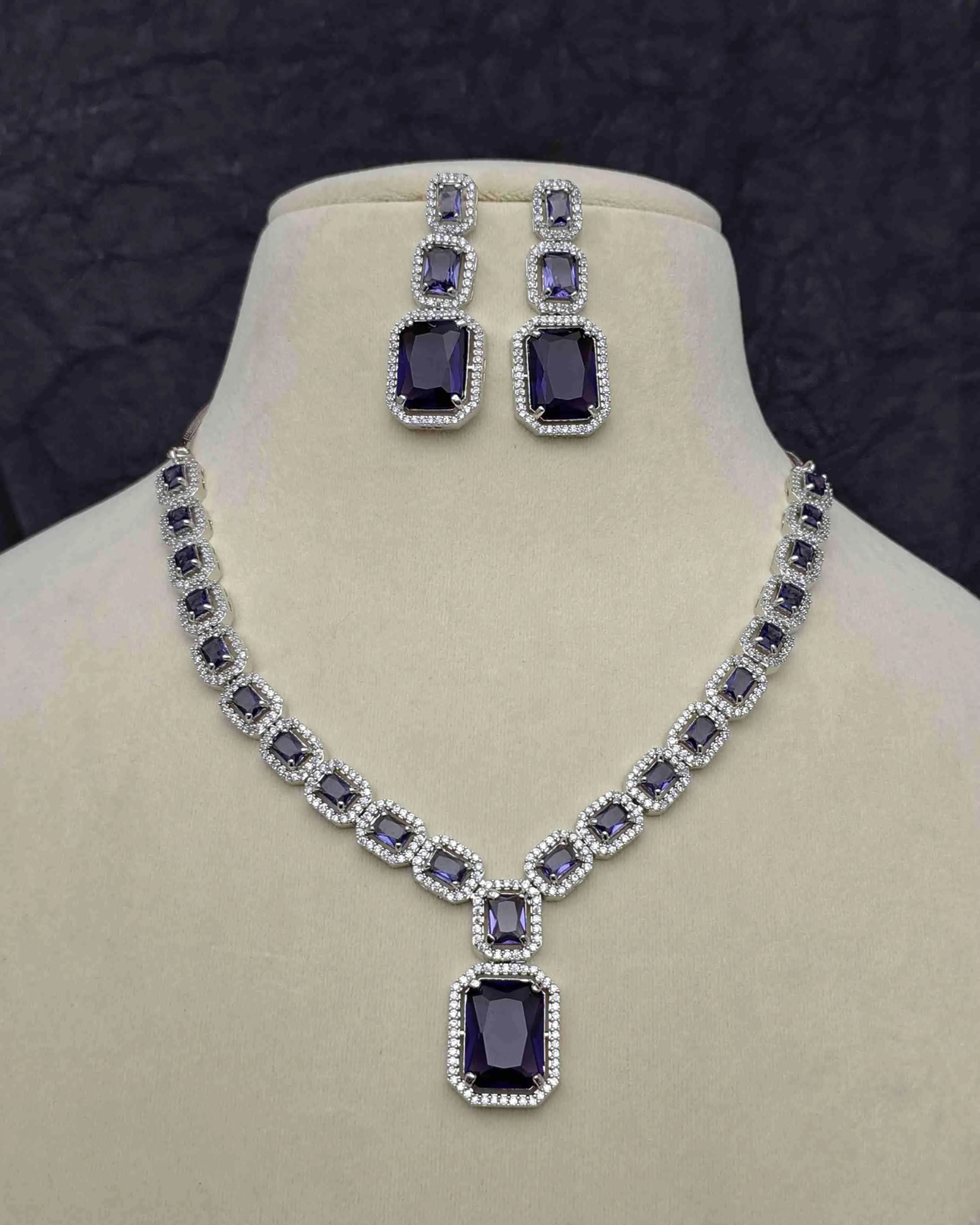 Zevarly Harshita Stunning Necklace Set