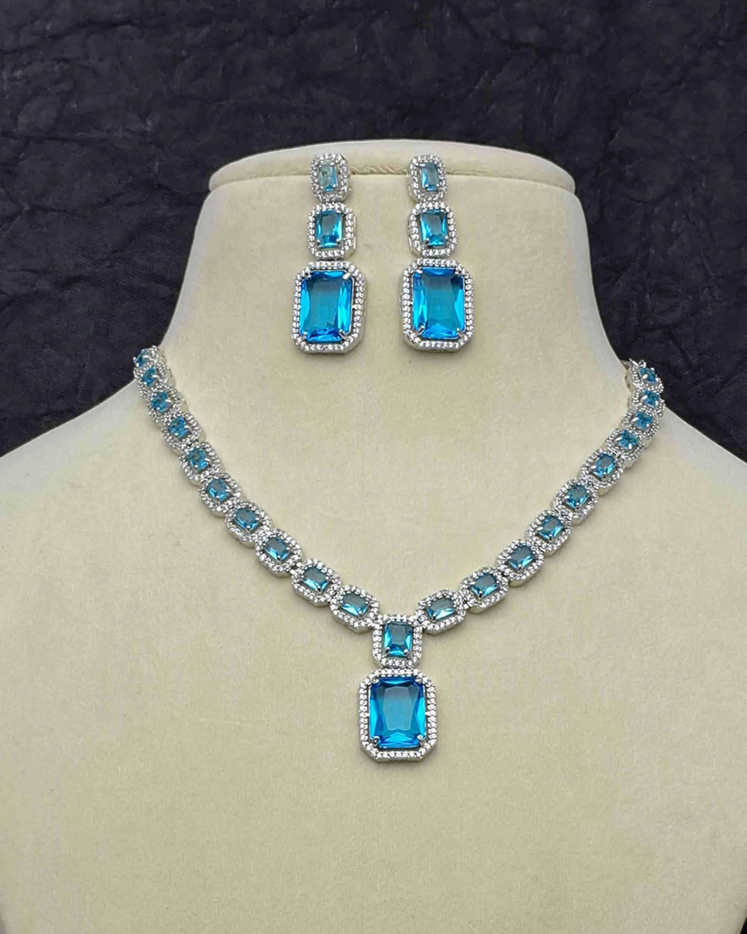 Zevarly Harshita Stunning Necklace Set